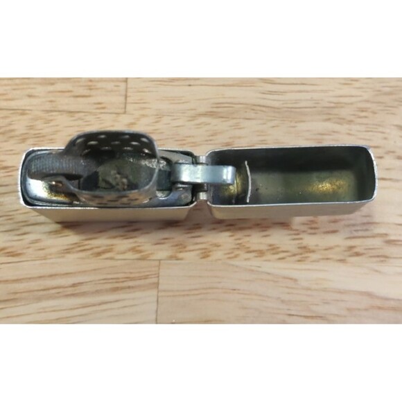 Vintage 1950s Penguin High Quality Lighter 111957 Japan Chrome Silver Nickel - Picture 4 of 6